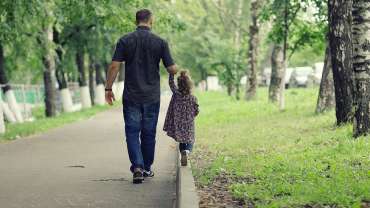 Why Single Parents Need Life Insurance & Financial Planning Advice